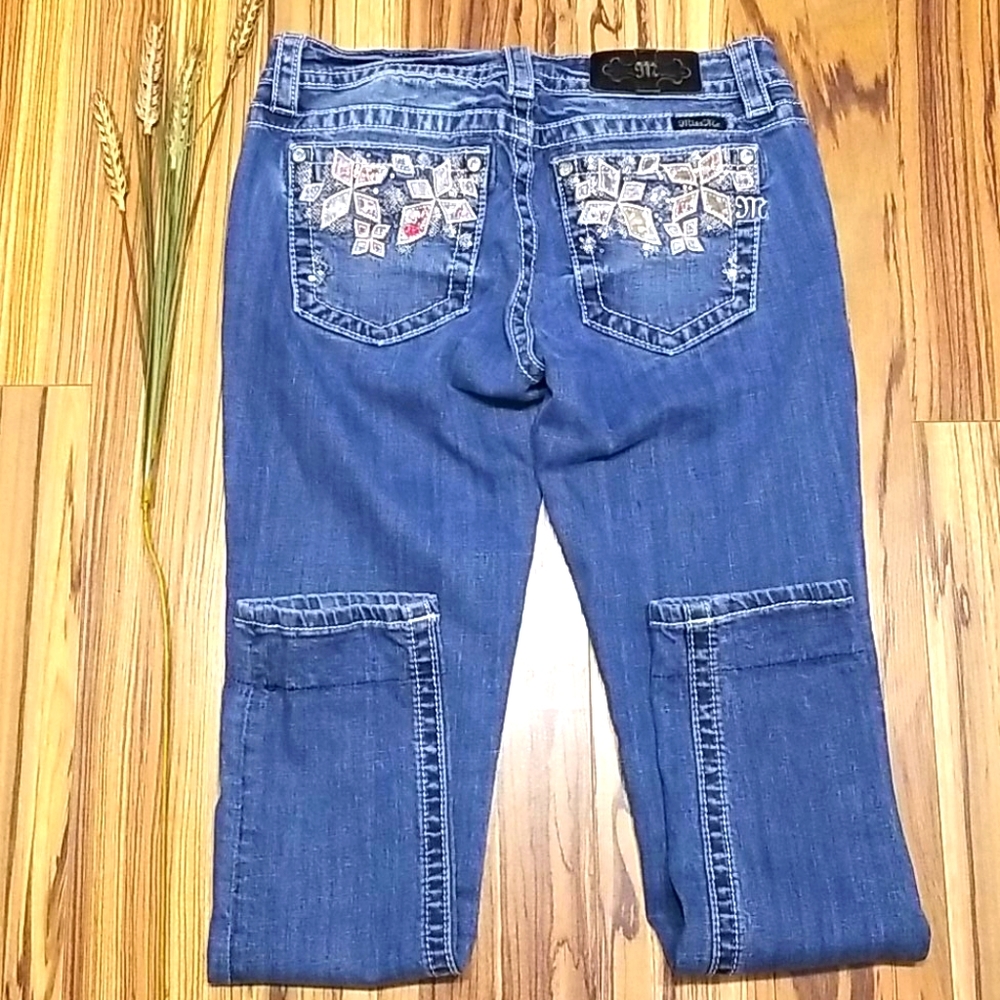 Miss Me Jean's 29x27 flower cuffed